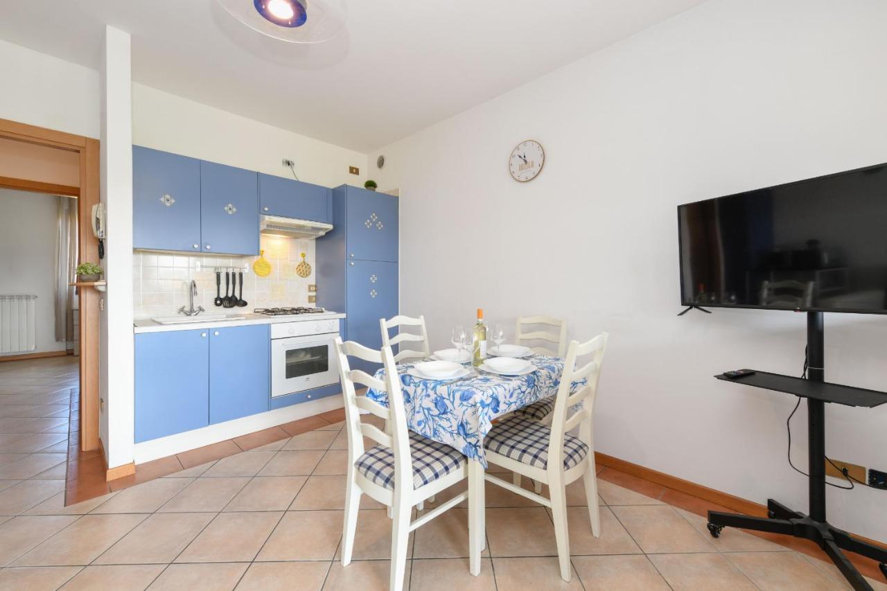 Appartamento Al Cascinale Desenzano del Garda Exterior foto