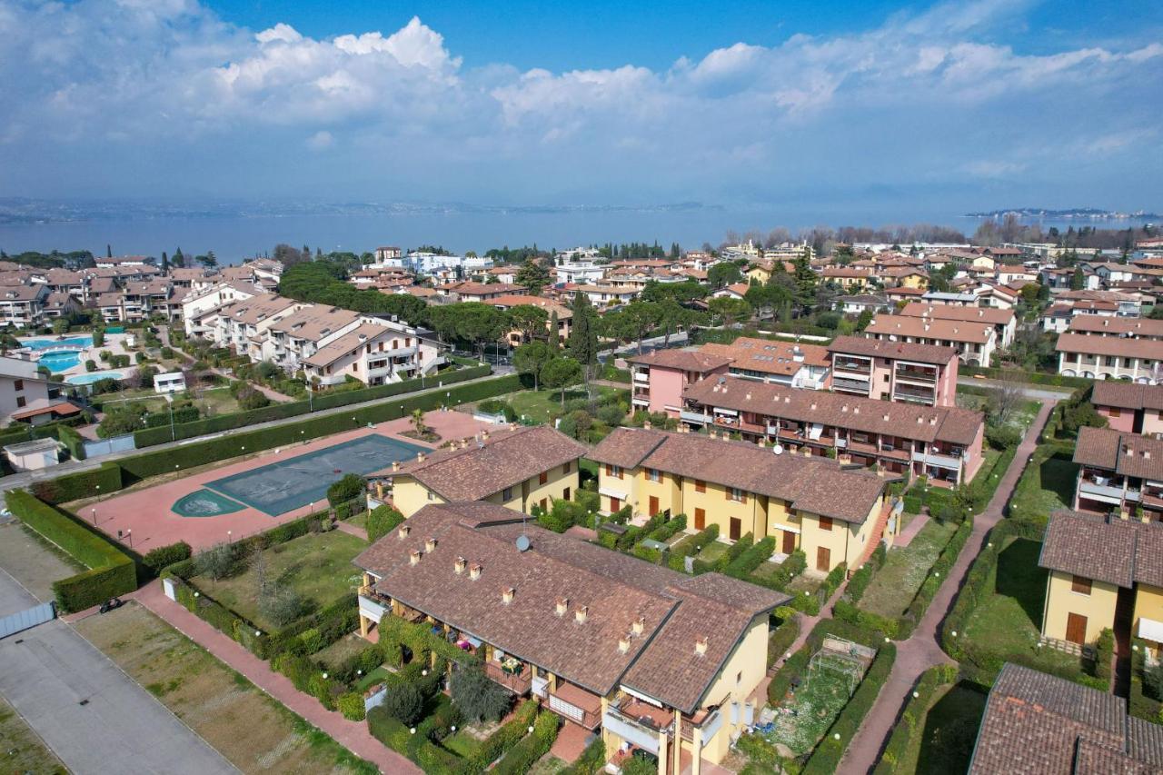 Appartamento Al Cascinale Desenzano del Garda Exterior foto