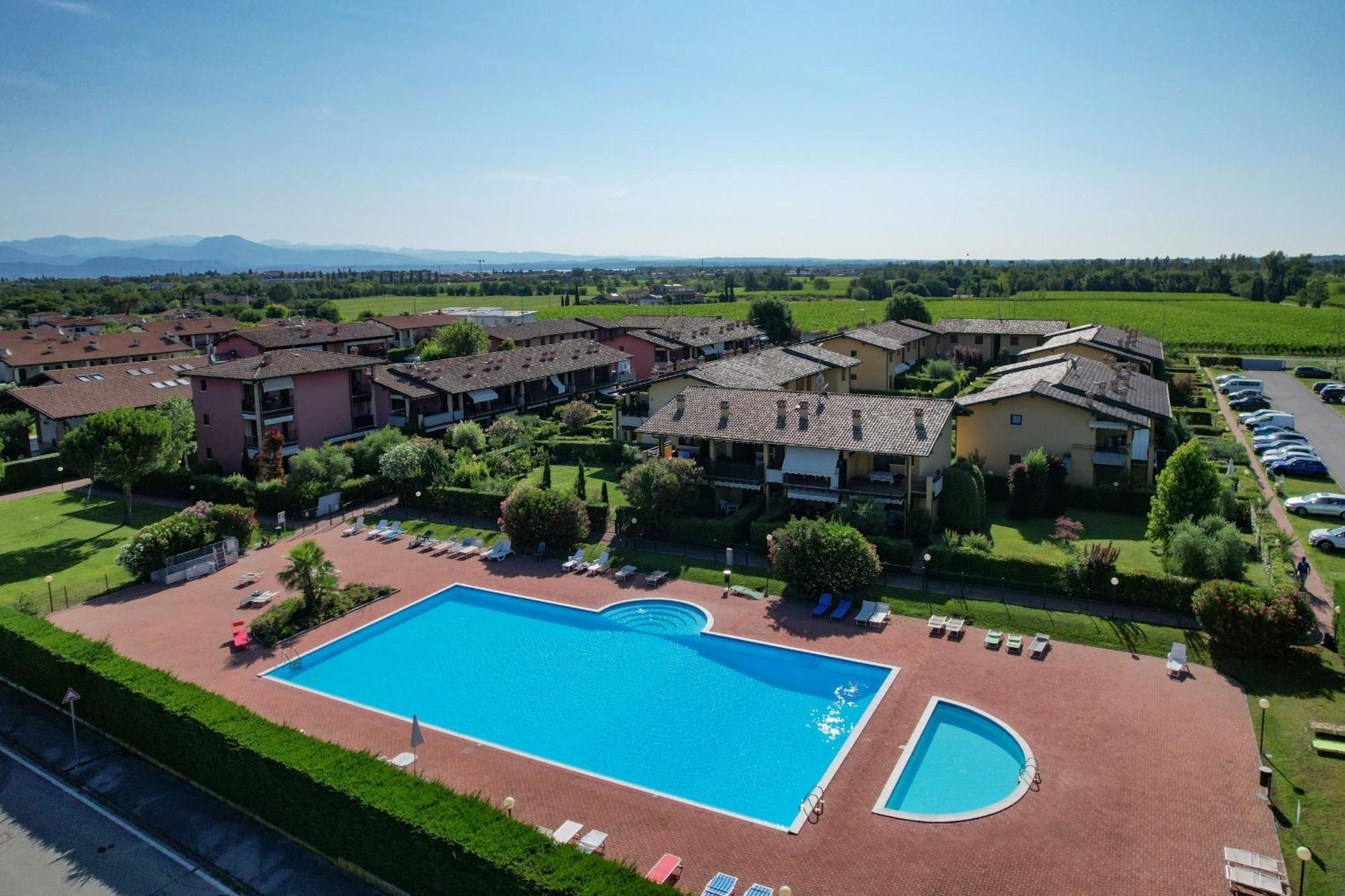 Appartamento Al Cascinale Desenzano del Garda Exterior foto