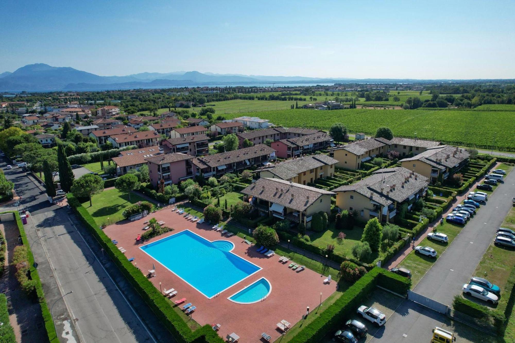 Appartamento Al Cascinale Desenzano del Garda Exterior foto